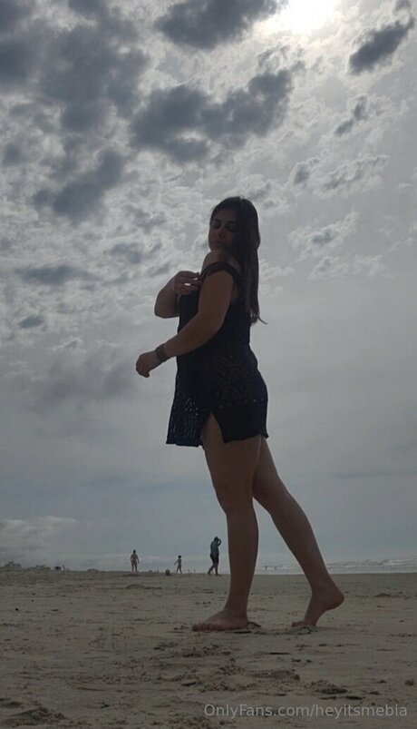 Heyitsmebia onlyfans naked porn