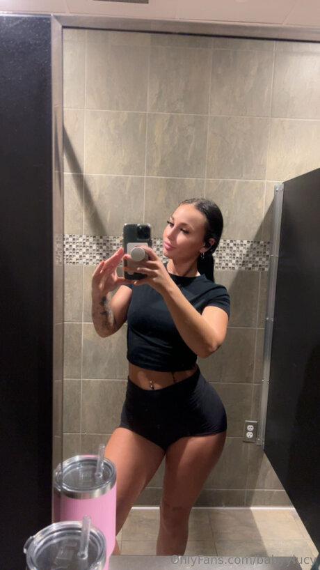 Babyylucy only fans leak porn