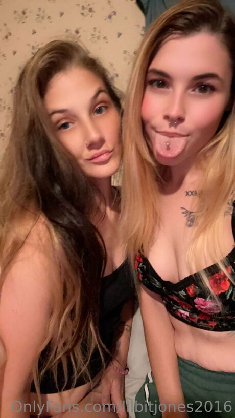 Lilbitjones2016 porn leaked onlyfans