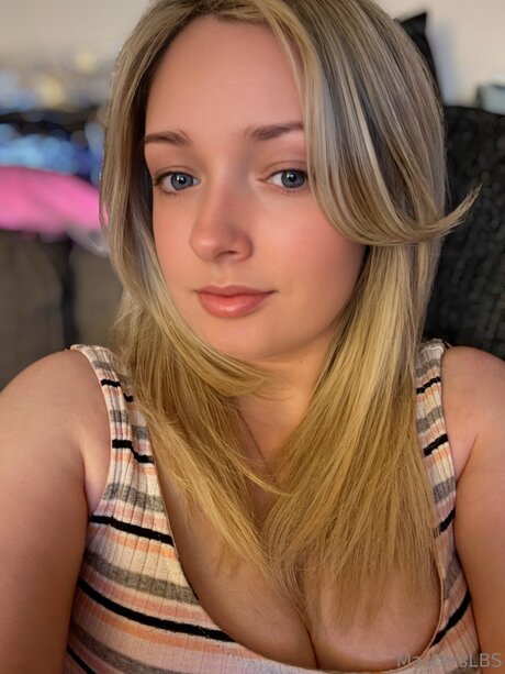 Pregnantleanna leaks onlyfans porn