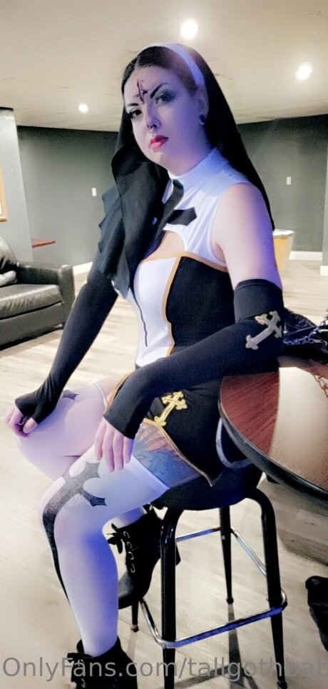 Tallgothbabe14 onlyfans nudes