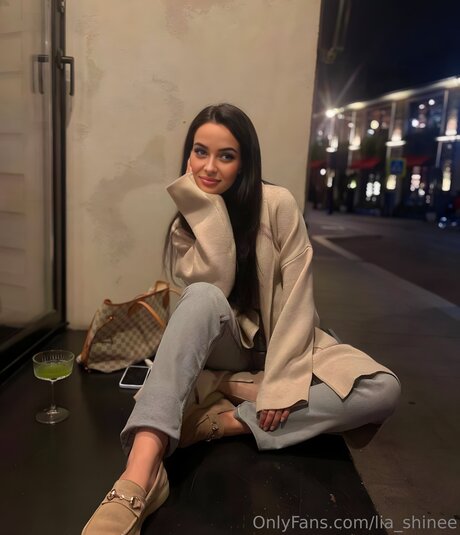 Shine Lia porn only fans