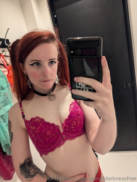 Queenofdarknessfree free only fans