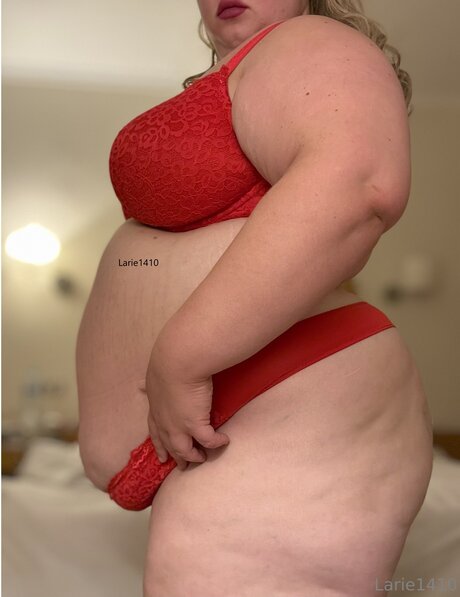 Larie141000 onlyfans nide