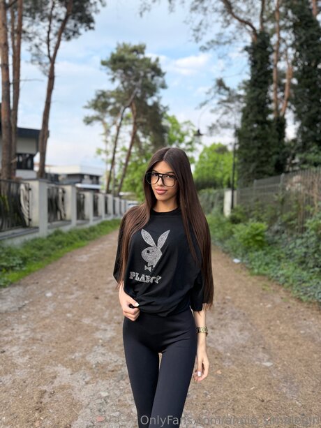 Annie Simplegirl nude onlyfans