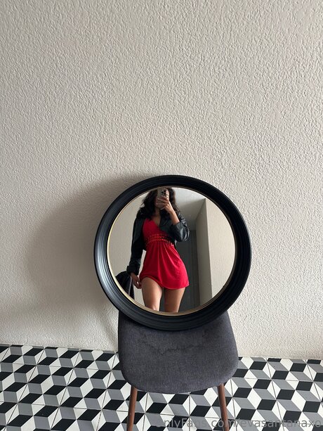 Evasantanaxo onlyfans public photos