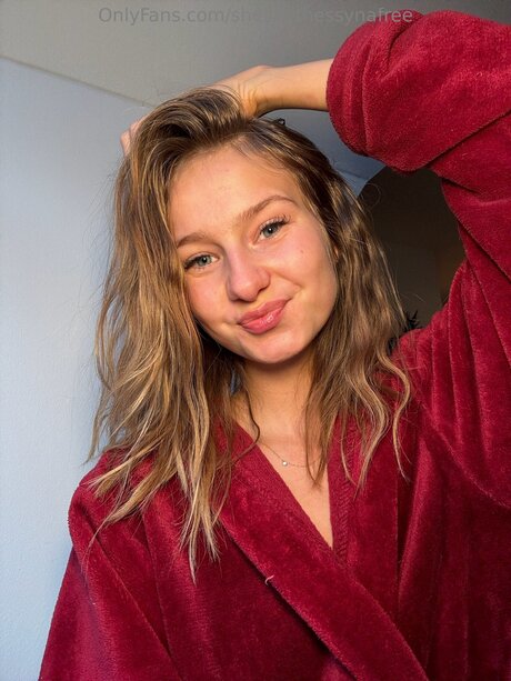 Shelleythessynafree onlyfans images