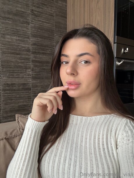 Oli Viaa onlyfans star