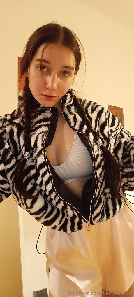 Luulu Sweety onlyfans lean