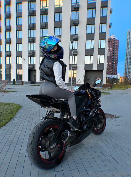 Lustyloona only fans xxx