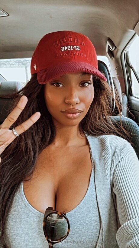 Lindasteadman leak onlyfans nude