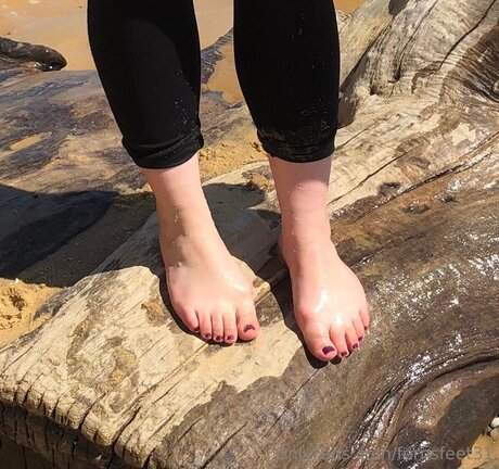 Fernsfeet31 onlyfans naked