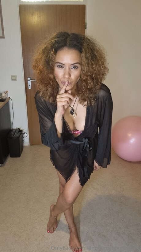 Angelinajohnsonfree onlyfans porn nude
