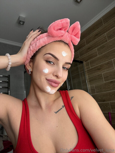 Velvet Luna only fans nude