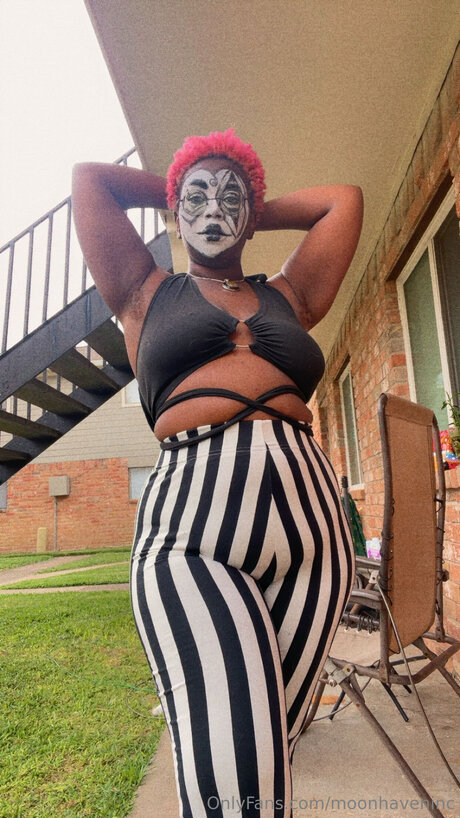 Moonhaveninc onlyfans xx
