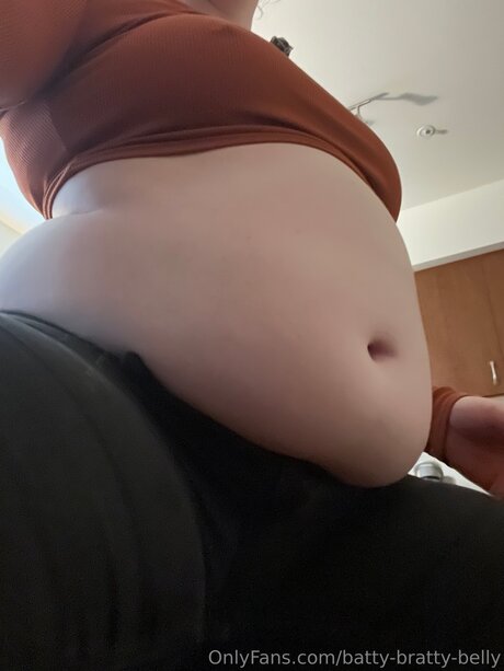 Batty Bratty Belly porn onlyfans