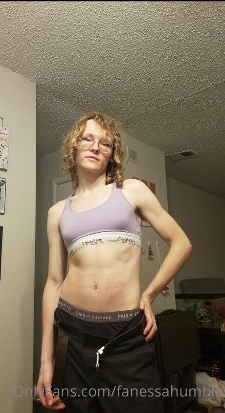Fanessahumble onlyfans naked porn