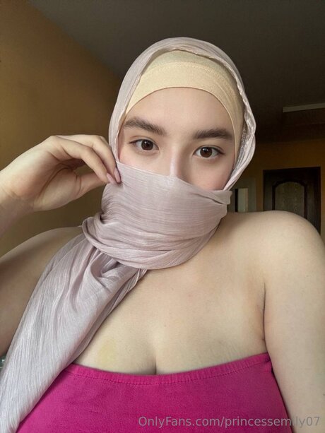 Princessemily07 onlyfans sextape