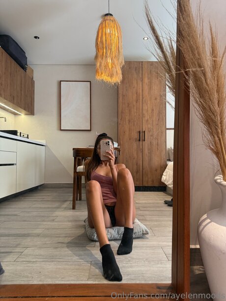 Ayelenmoods onlyfans leaked