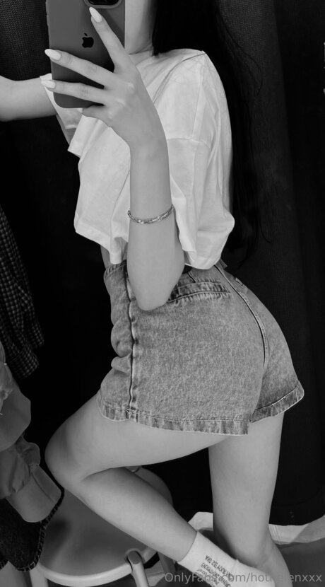 Hothelenxxx onlyfans leaks