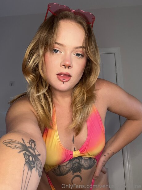 Venussvalentine only fans nude leaks