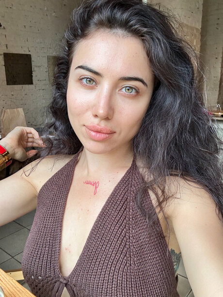 Kaira Xaen onlyfans leaked pics