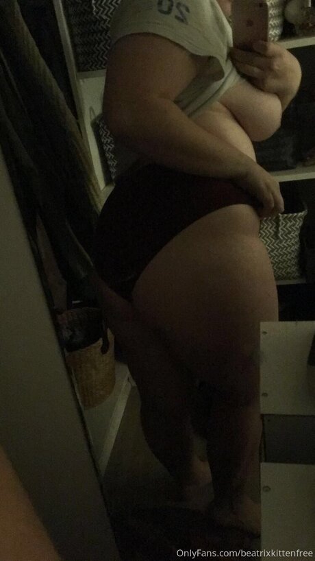 Beatrixkittenfree nude porn onlyfans