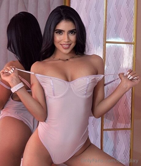 Elsi Dixy onlyfans free