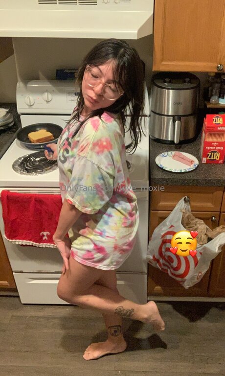 Love Moxie onlyfans leaked.