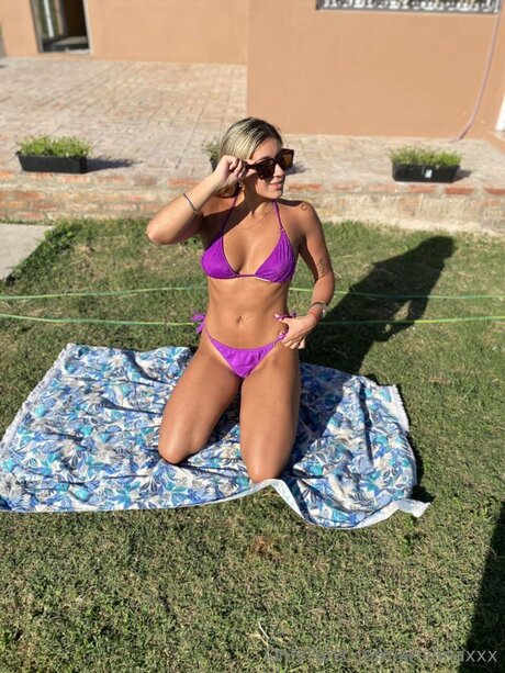 Arizonaxxx is on onlyfans