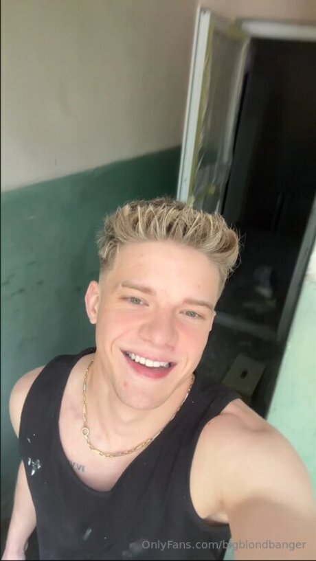Bigblondbanger porn only fans