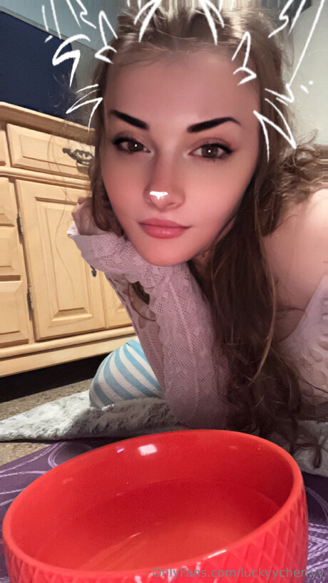 Luckyycherryy leaked onlyfans