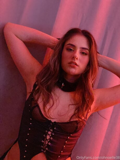 Ohnoelle38 onlyfans leaked nude