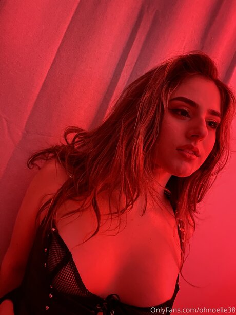 Ohnoelle38 free onlyfans