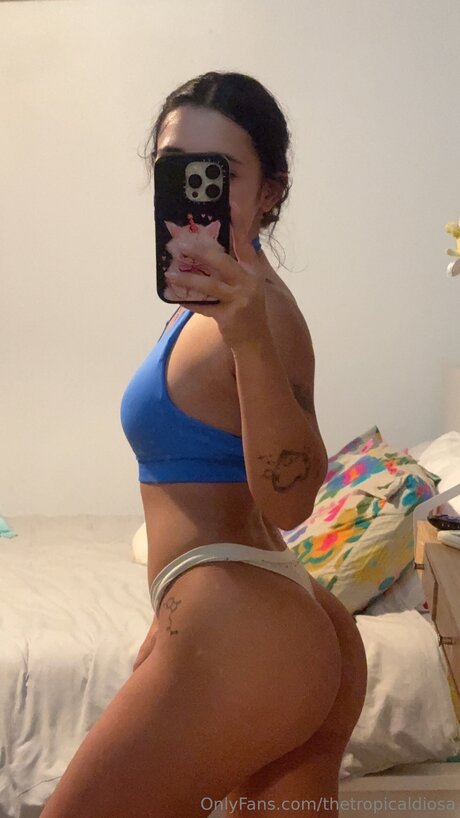 Thetropicaldiosa onlyfans picture