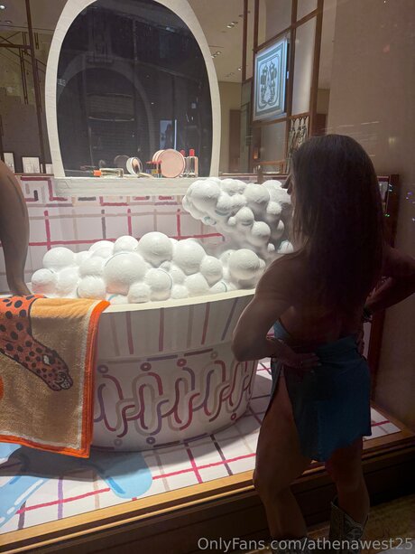 Athenawest25 onlyfans leaks