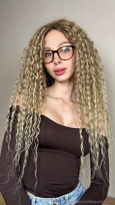 Sofiaaamillerrr onlyfans nude content