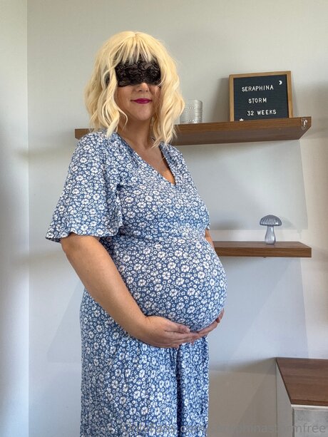 Seraphinastormfree onlyfans pics