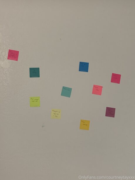 Qoscourtney onlyfans nude leak