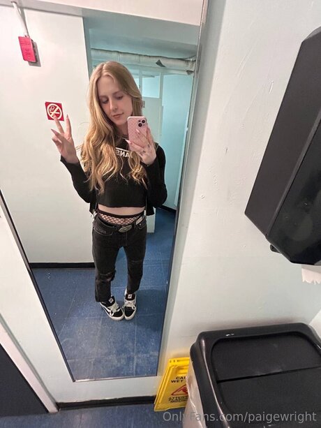 Paigewright onlyfans leaked porn