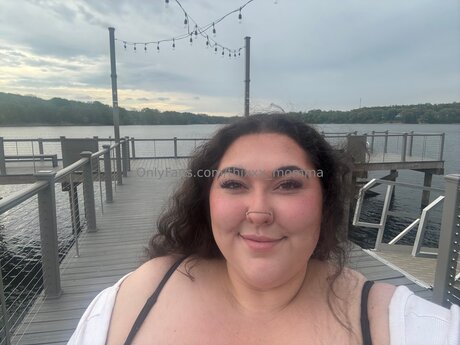 Thixxx Momma onlyfans sexy