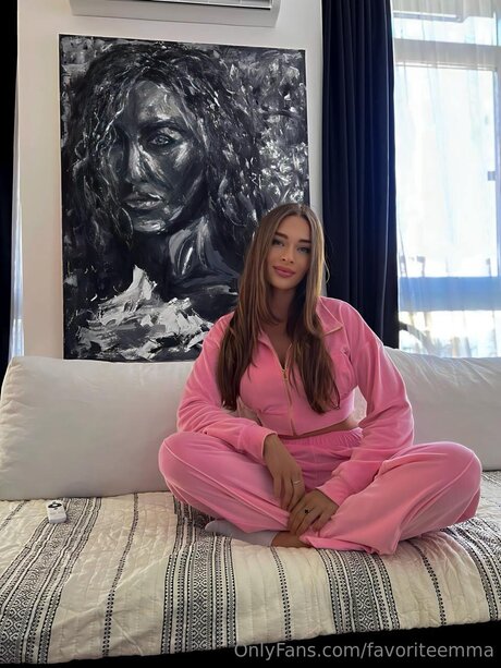 Slyemma onlyfans nude leaked