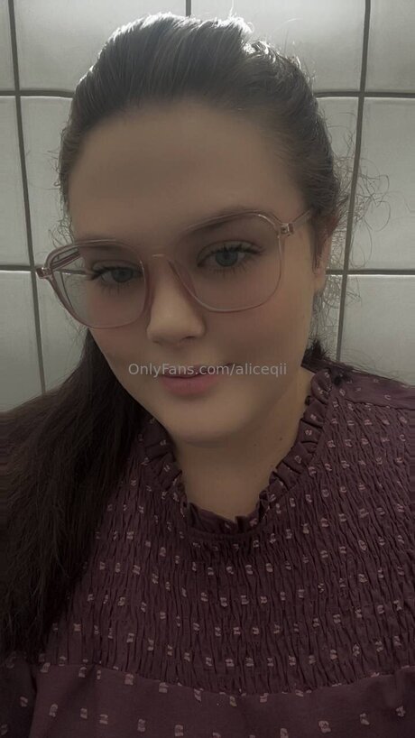Aliceqii only fans leak porn