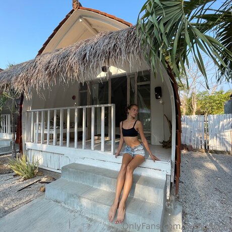 Wishudiana onlyfans star