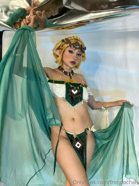 Froggochan onlyfans nude photos