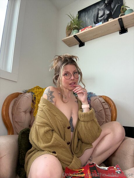 The Addylouise onlyfans striptease