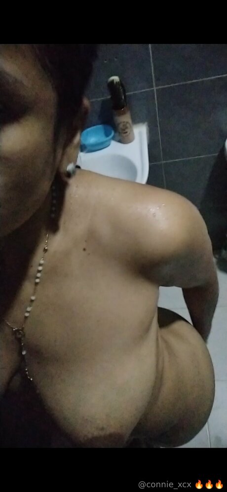 Connie Xcx onlyfans strip
