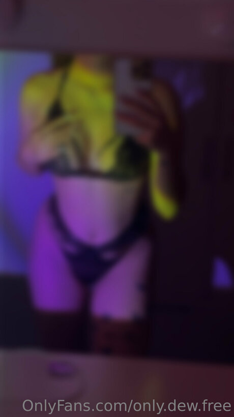Only Dew Free onlyfans nudes leak