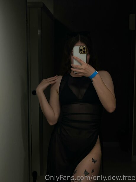 Only Dew Free onlyfans tits
