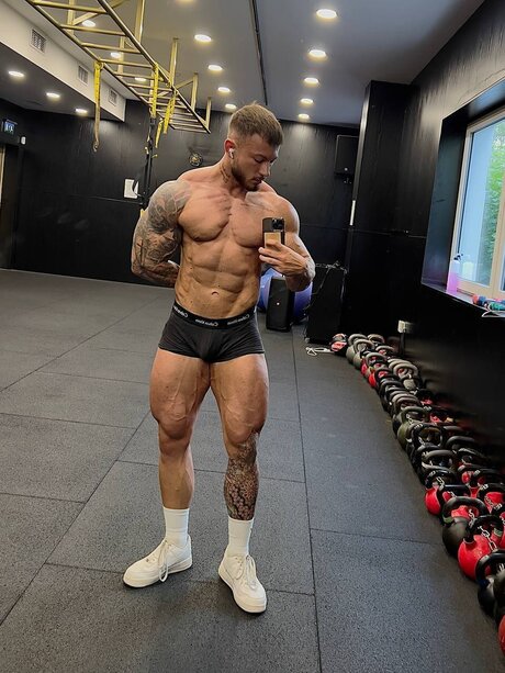 Gordon Sam Profile pic